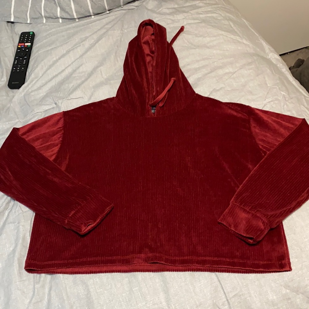 Burgundy crop sweatshirt